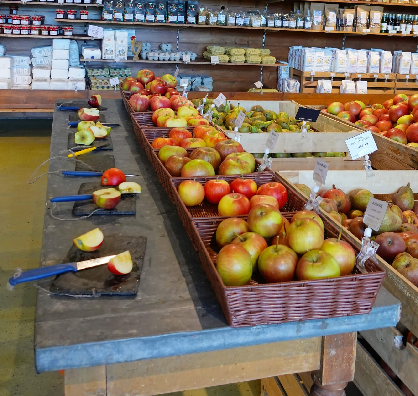 LA POMMERAIE DEGUSTATION POMMES DU VERGER FECHT | La Pommeraie Photos page d’accueil Saint-Dié-des-Vosges 0
