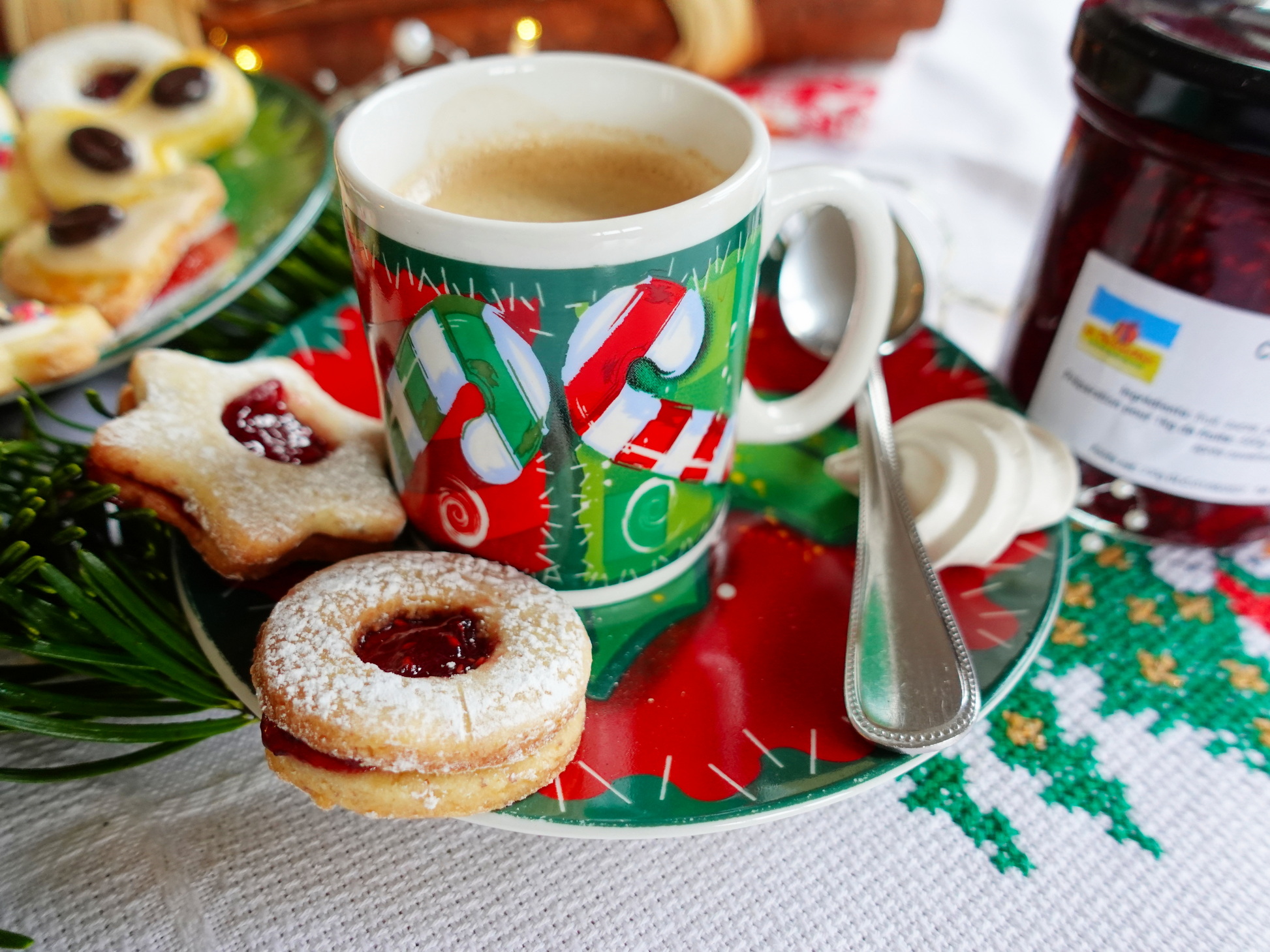 BREDELE COQUIN TASSE CAFFE AMBIANCE NOE 1 | La Pommeraie Petits gâteaux de noël (Bredeles) de Dolfi ! 7